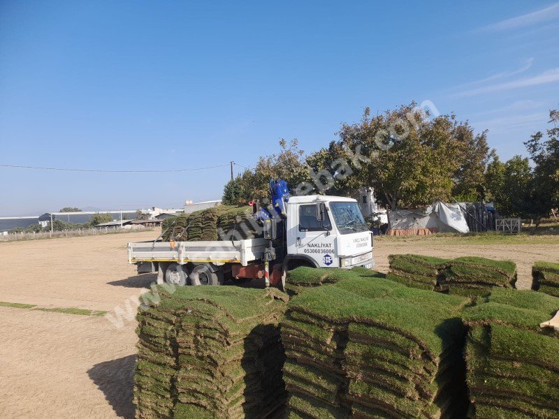 Izmir çim halı nakliyesi ve imalatı vinçli nakliye