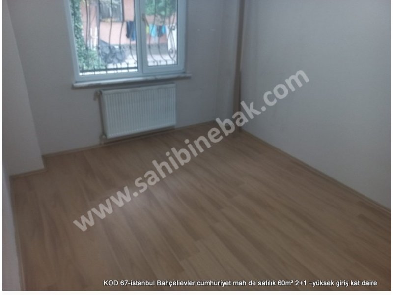 İstanbul Bahçelievler Cumhuriyet Mh. 60 m2 Satılık 2+1 Yüksek Giriş Daire