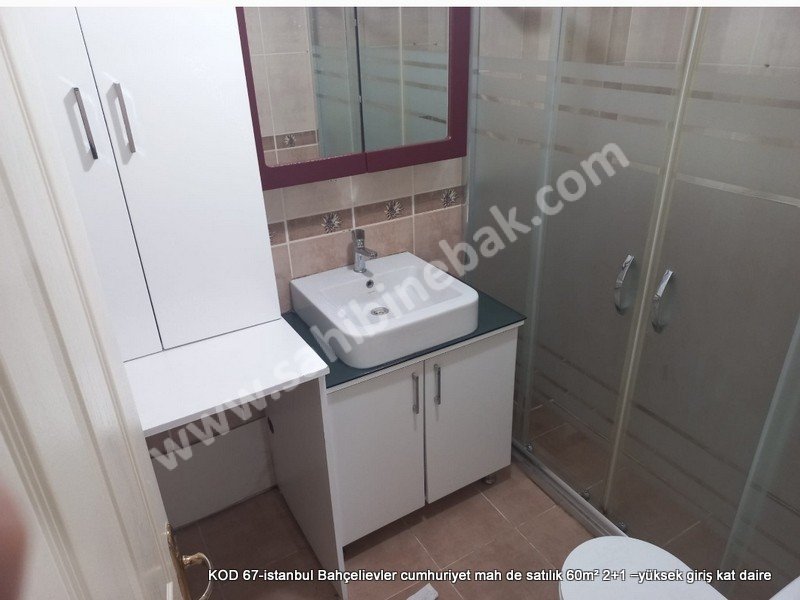 İstanbul Bahçelievler Cumhuriyet Mh. 60 m2 Satılık 2+1 Yüksek Giriş Daire