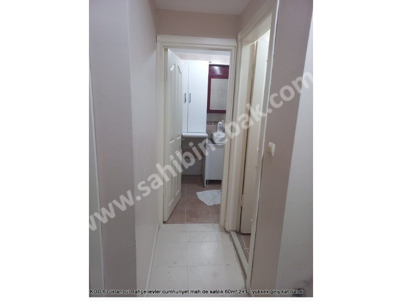 İstanbul Bahçelievler Cumhuriyet Mh. 60 m2 Satılık 2+1 Yüksek Giriş Daire