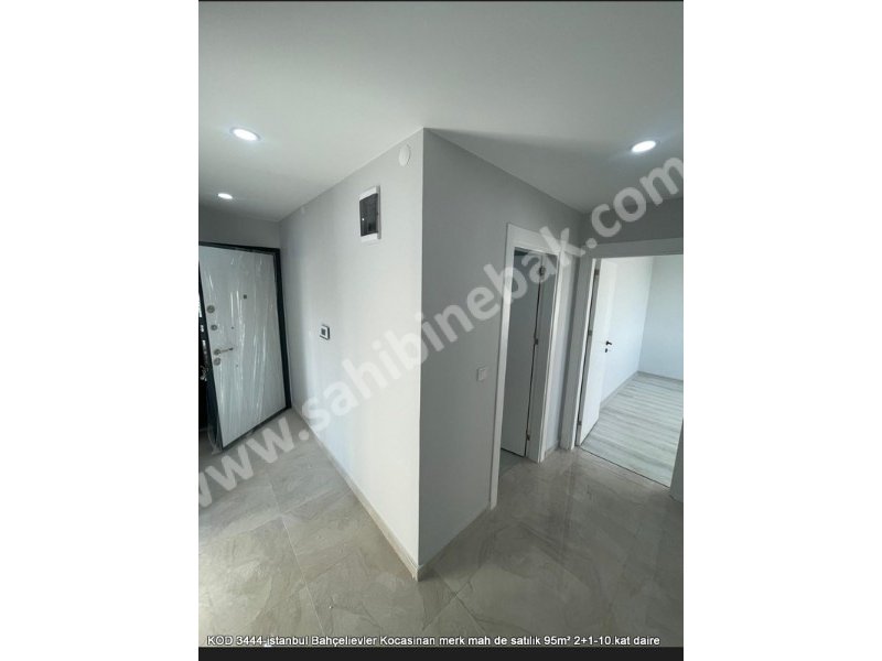 İstanbul Bahçelievler Kocasinan Merkez Mh. 95 m2 Satılık 10.Kat 2+1 Daire