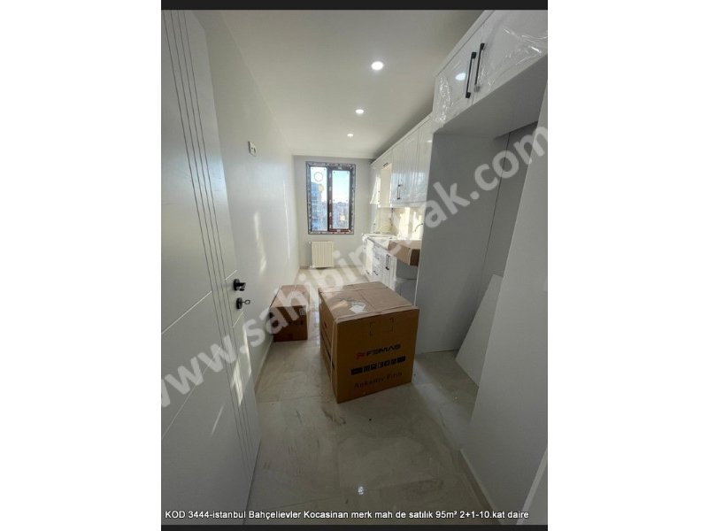 İstanbul Bahçelievler Kocasinan Merkez Mh. 95 m2 Satılık 10.Kat 2+1 Daire