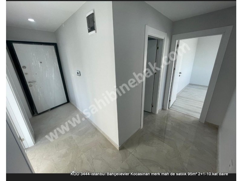 İstanbul Bahçelievler Kocasinan Merkez Mh. 95 m2 Satılık 10.Kat 2+1 Daire