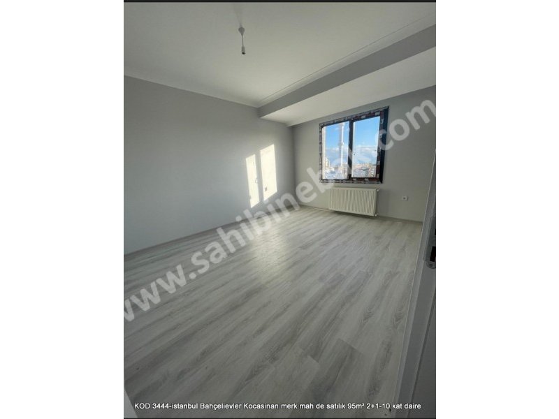 İstanbul Bahçelievler Kocasinan Merkez Mh. 95 m2 Satılık 10.Kat 2+1 Daire