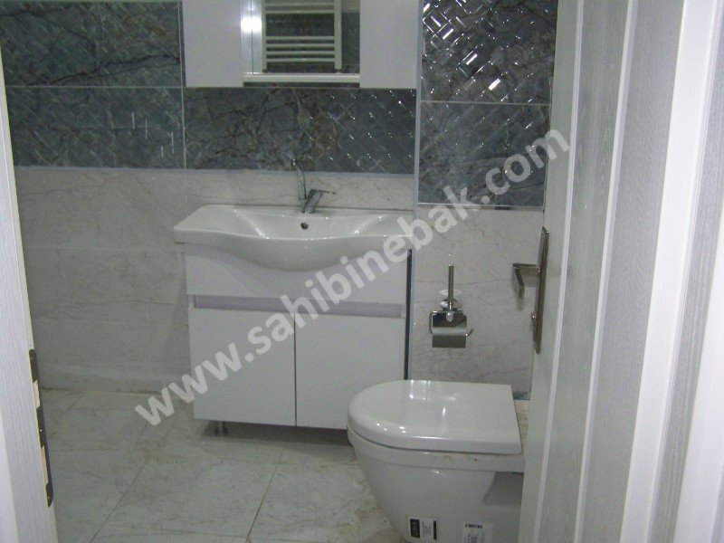 İSTANBUL MALTEPE SAHİLDE SAHİLE YAKIN SATILIK 2+1 KOMBİLİ 70 M2 DAİRE