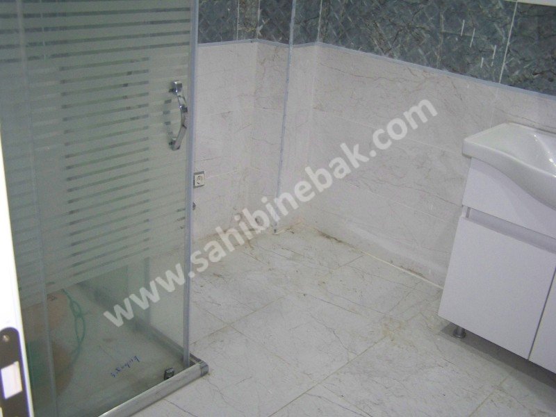 İSTANBUL MALTEPE SAHİLDE SAHİLE YAKIN SATILIK 2+1 KOMBİLİ 70 M2 DAİRE