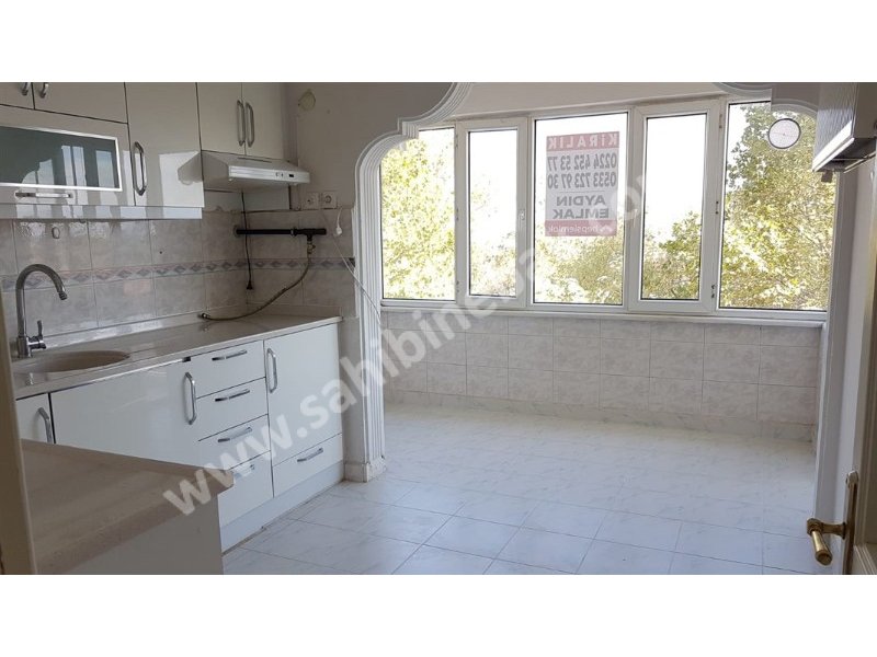 BURSA NİLÜFER BEŞEVLER KONAK MAH. KİRALIK 3.KAT 3+1 DAİRE 19.500 TL