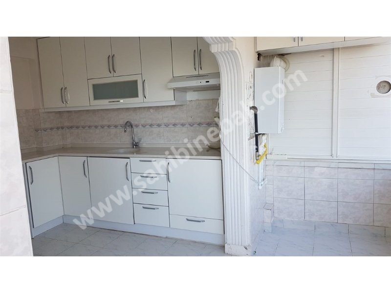 BURSA NİLÜFER BEŞEVLER KONAK MAH. KİRALIK 3.KAT 3+1 DAİRE 19.500 TL