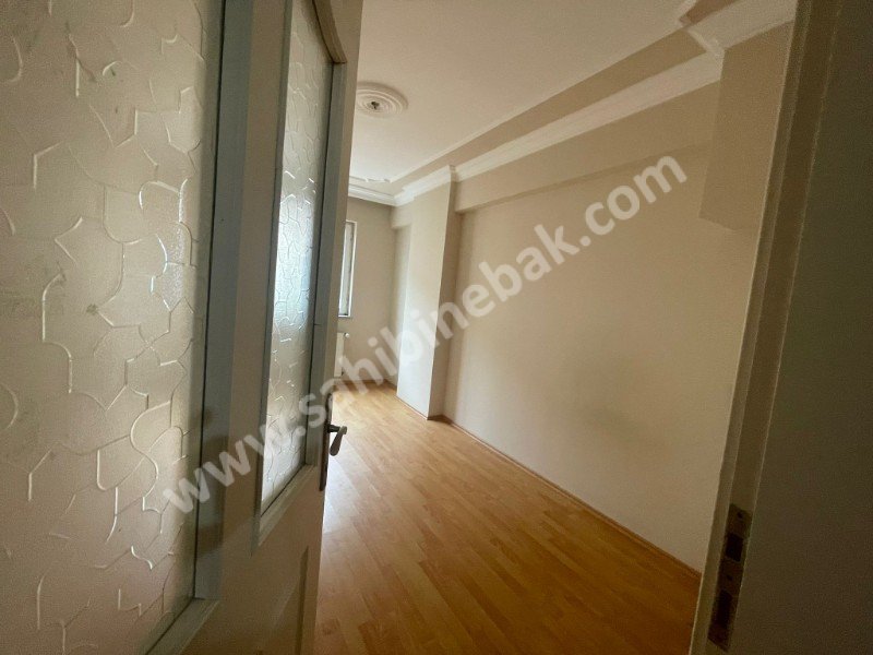 BURSA GÜRSU 35LİK YOLA YAKIN KİRALIK 3+1 ARA KAT 128 M2 DAİRE