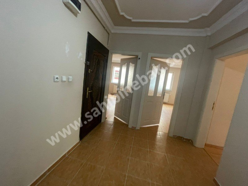 BURSA GÜRSU 35LİK YOLA YAKIN KİRALIK 3+1 ARA KAT 128 M2 DAİRE