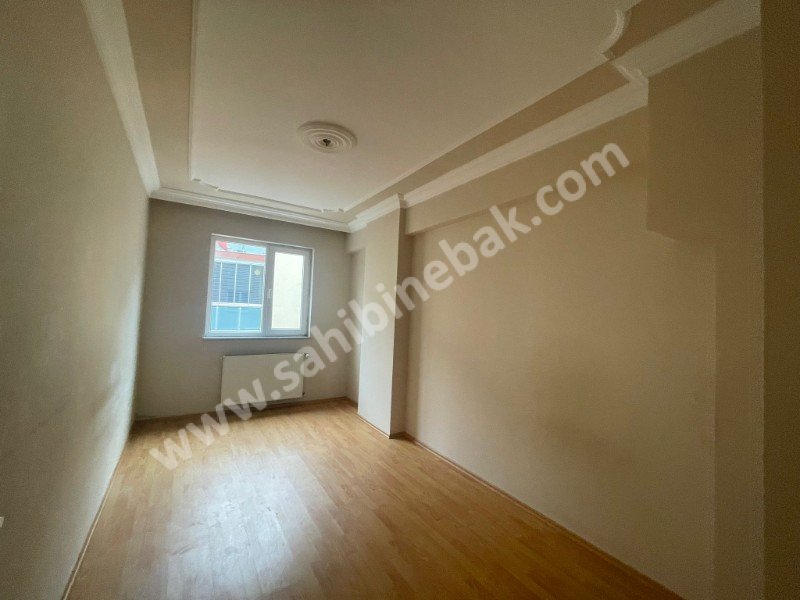 BURSA GÜRSU 35LİK YOLA YAKIN KİRALIK 3+1 ARA KAT 128 M2 DAİRE