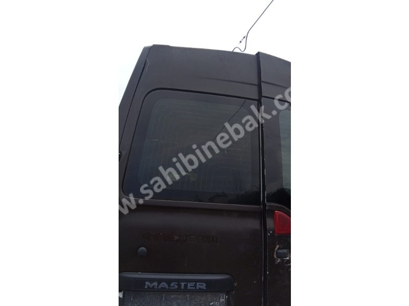 Renault Master 3 bagaj camı yedek parça