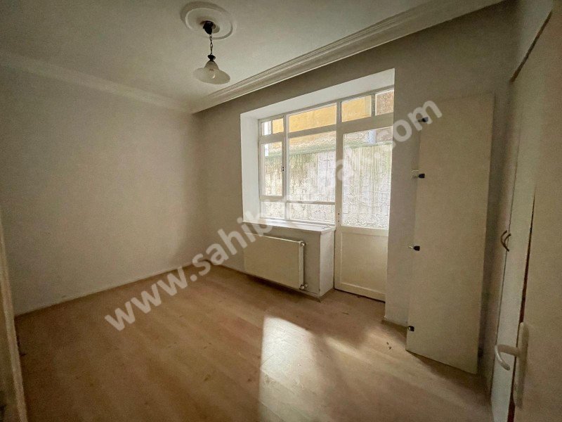 BURSA YIDIRIM SETBAŞI KARAĞAÇ'TA SATILIK 2+1 BAHÇE KATI 85 M2 DAİRE