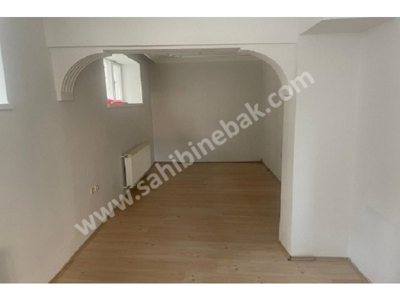 BURSA YIDIRIM SETBAŞI KARAĞAÇ'TA SATILIK 2+1 BAHÇE KATI 85 M2 DAİRE