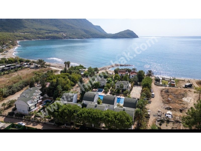 Antalya Kumluca Yatırımlık Satılık Villa