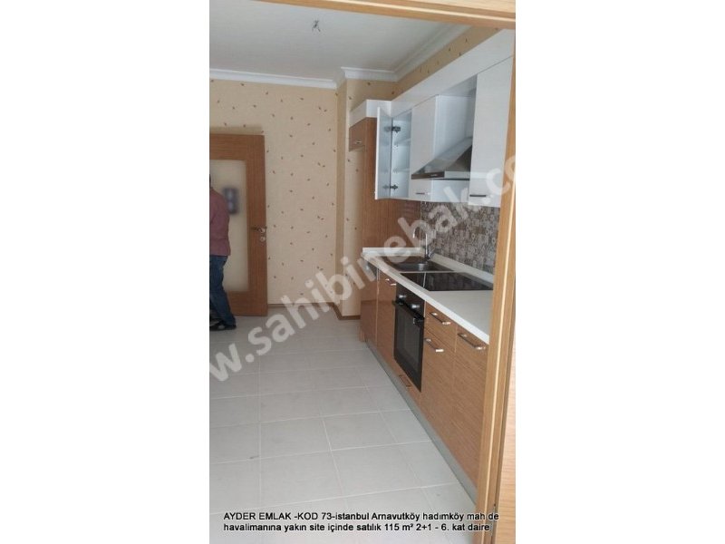 İstanbul Havalimanına yakın Site İçinde 115 m2 Satılık 6.Kat 2+1 Daire