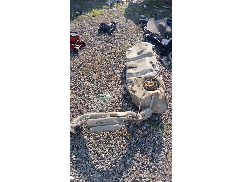 Peugeot 206 benzinli yakıt deposu yedek parça