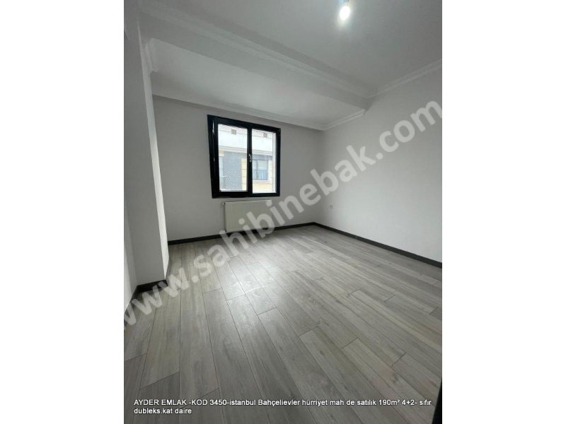 Istanbul Bahçelievler hürriyet mah de satılık 190 m² 4+2- sıfır dubleks.kat daire