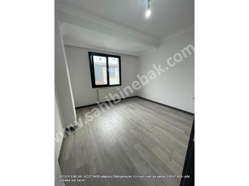 Istanbul Bahçelievler hürriyet mah de satılık 190 m² 4+2- sıfır dubleks.kat daire