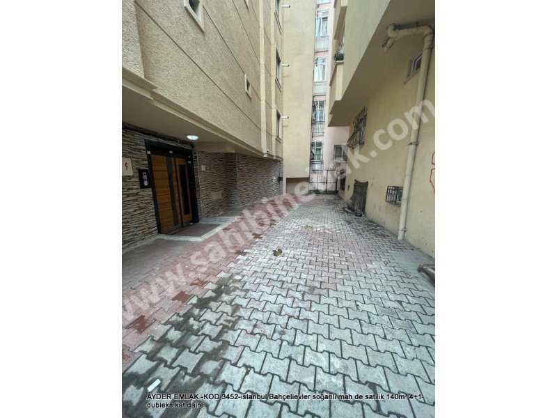 İstanbul Bahçelievler soğanlı Mh. satılık 140 m2 4+1- dubleks.kat daire