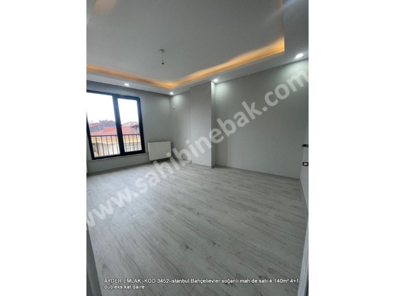 İstanbul Bahçelievler soğanlı Mh. satılık 140 m2 4+1- dubleks.kat daire