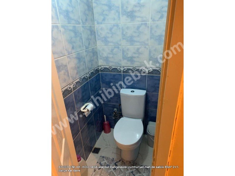 İstanbul Bahçelievler cumhuriyet Mh. satılık 85 m2 bahçe kat 2+1 daire