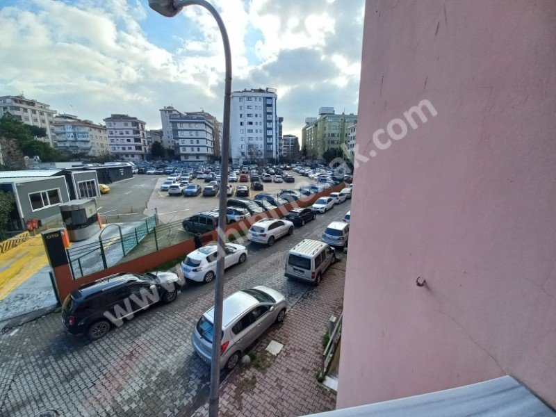 MALTEPE MERKEZDE OTURUMA KİRALIK HAZIR 3+1 KOMBİLİ DAİRE