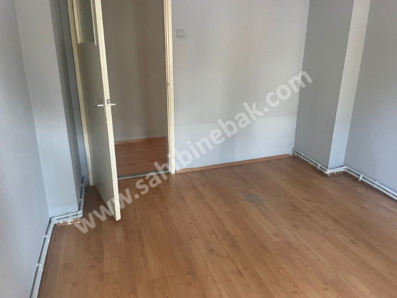 BURSA YILDIRIM İPEKÇİLİK CADDE ÜSTÜ 70 M2 KİRALIK 1.KAT 2+1 DAİRE