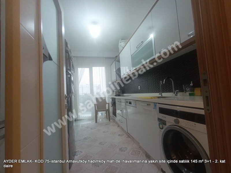 Hadımköy mah de  havalimanına yakın site içinde satılık 145 m² 3+1 - 2. kat dair