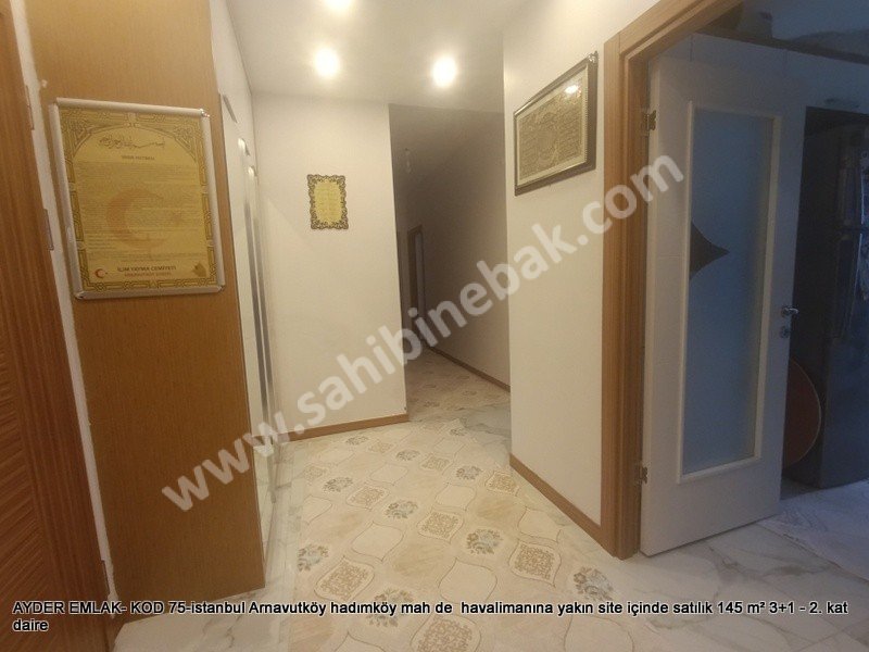 Hadımköy mah de  havalimanına yakın site içinde satılık 145 m² 3+1 - 2. kat dair