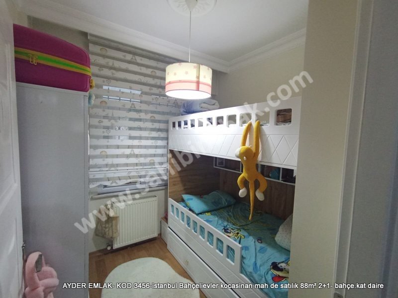 İstanbul Bahçelievler kocasinan mah de satılık 88m² 2+1- bahçe.kat daire