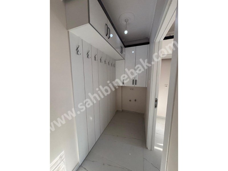 İstanbul Bahçelievler cumhuriyet mah de satılık 180m² 4+1- dubleks.kat daire