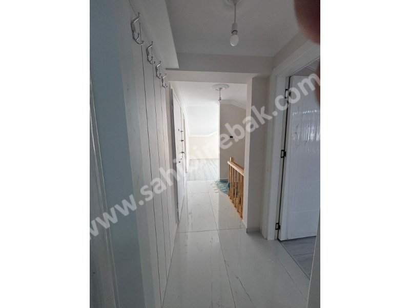 İstanbul Bahçelievler cumhuriyet mah de satılık 180m² 4+1- dubleks.kat daire