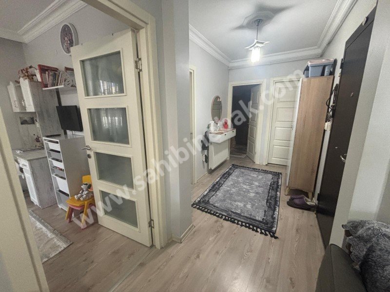 İstanbul Bahçelievler cumhuriyet mah de satılık 88m² 2+1- yüksekgiriş.kat daire