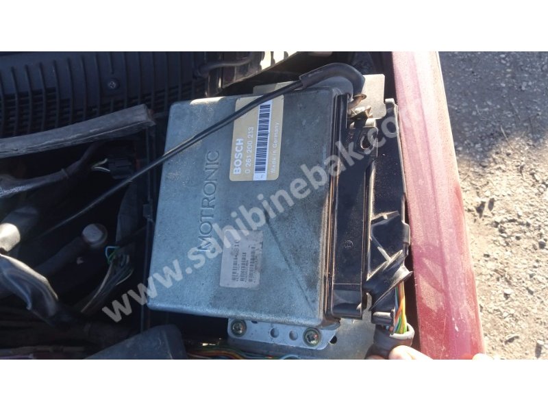 Peugeot 405 motor beyni yedek parça