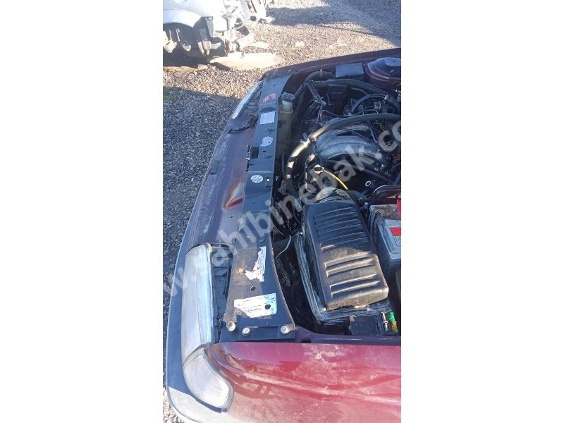 Peugeot 405 ön panel saçı yedek parça