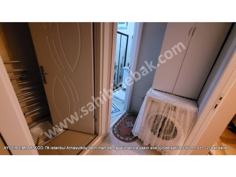 Arnavutköy Fatih Mh. havalimanına yakın site içinde satılık 130 m² 1.Kat.3+1 Daire