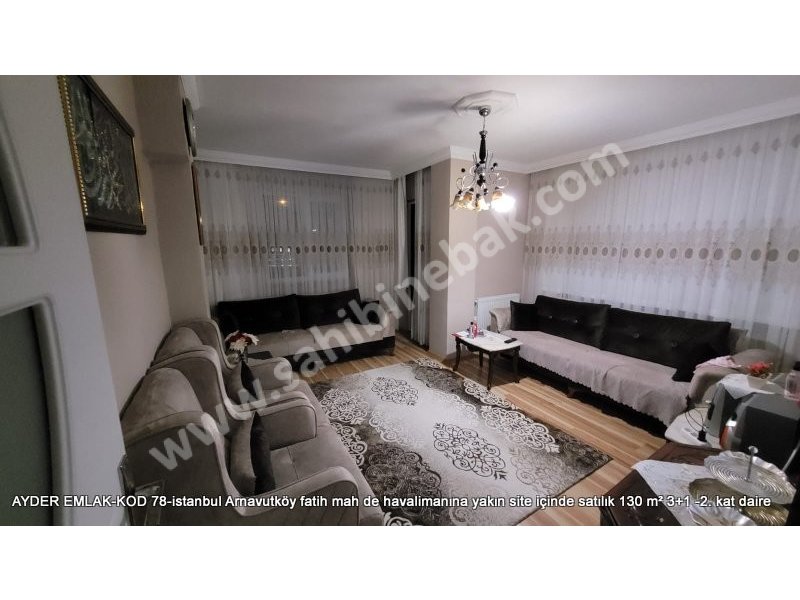 Arnavutköy Fatih Mh. havalimanına yakın site içinde satılık 130 m² 1.Kat.3+1 Daire