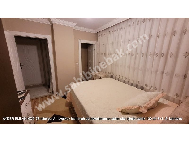 Arnavutköy Fatih Mh. havalimanına yakın site içinde satılık 130 m² 1.Kat.3+1 Daire