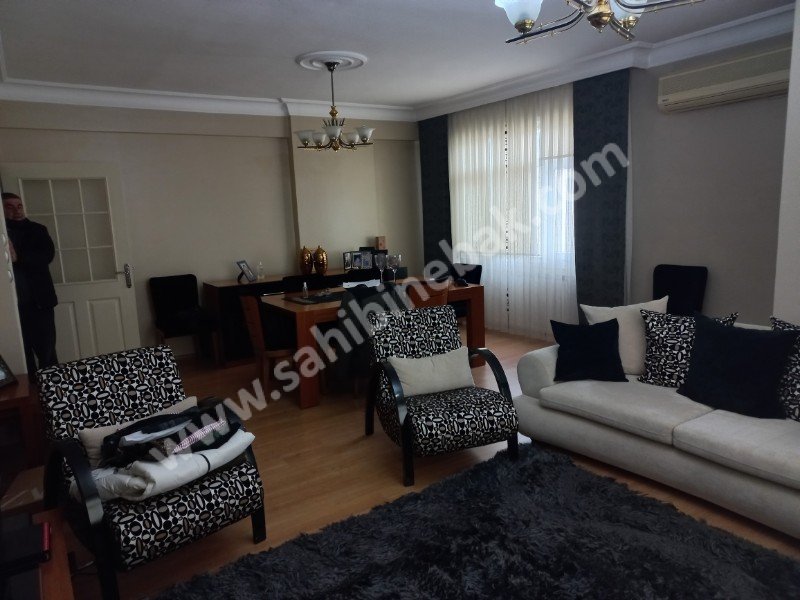 3+1  SATILIK DAİRE KOMBİLİ ASANSÖRLÜ  MALTEPE ALTAY ÇEŞME  KORE SOK