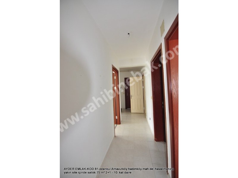 Hadımköy mah. havalimanına yakın site içinde satılık 75 m² 2+1 10. kat daire