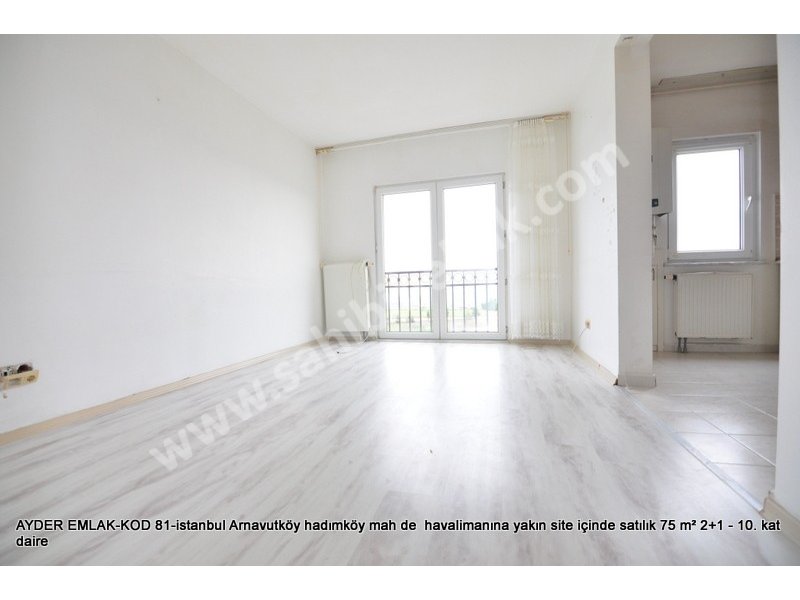 Hadımköy mah. havalimanına yakın site içinde satılık 75 m² 2+1 10. kat daire