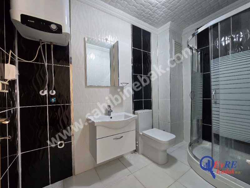 Balıkesir Ayvalık Sarımsaklıda Orman Manzaralı Satılık 2+1 Daire