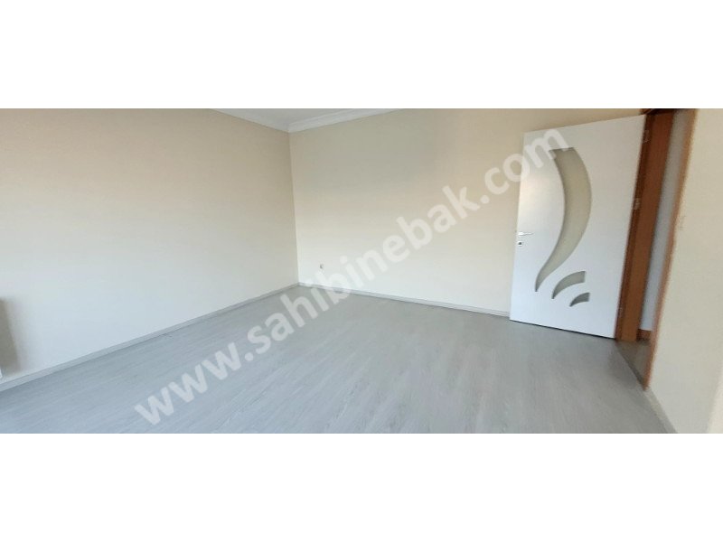 BURSA YILDIRIM SİNANDEDE SİTEDE SATILIK 7.KAT 120m2 2+1 DAİRE