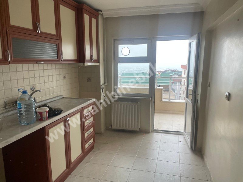 BURSA YILDIRIM BAĞLARALTI SİTE İÇİNDE KİRALIK 3+1 165 m2 DAİRE