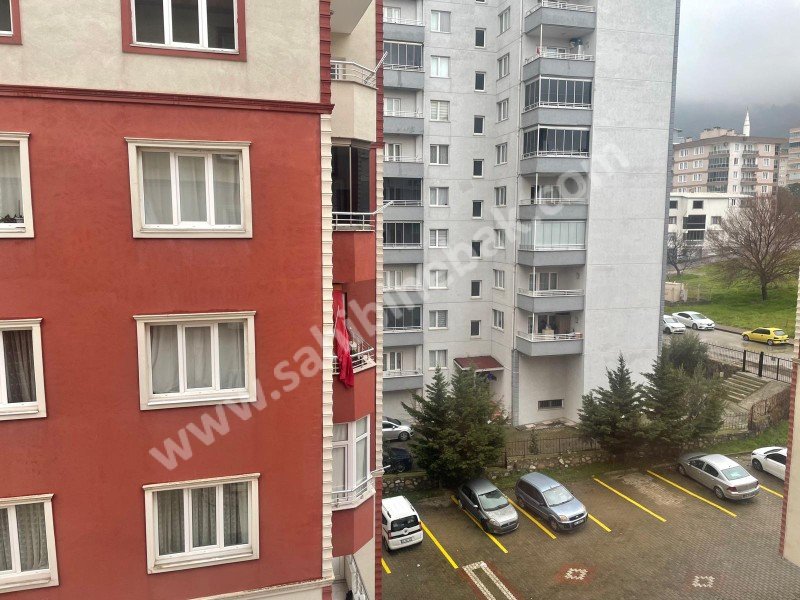 BURSA YILDIRIM BAĞLARALTI SİTE İÇİNDE KİRALIK 3+1 165 m2 DAİRE