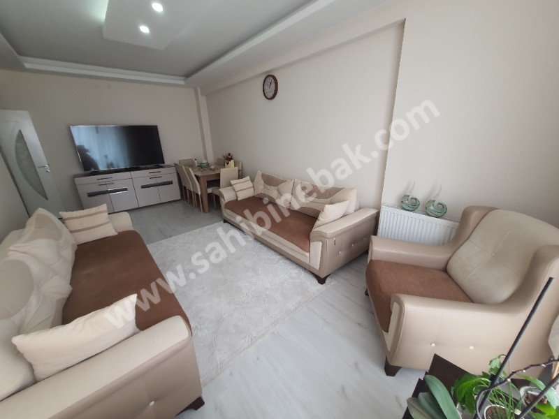 ESKİŞEHİR ÇAMLICA MAH BİRLİK CAD SATILIK 3+1 140m2 ARA KAT DAİRE