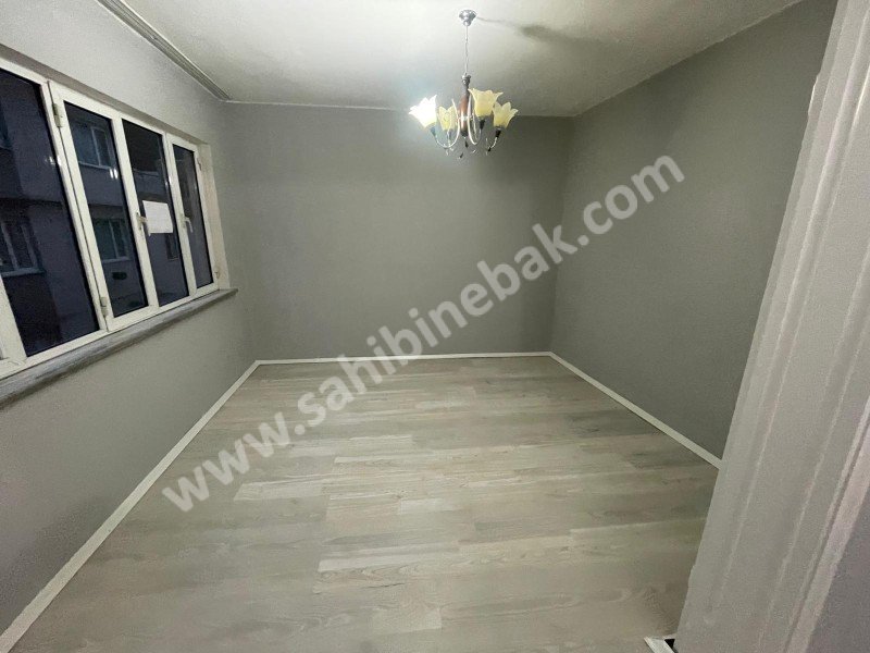 BURSA YILDIRIM 152 EVLER METROYA YAKIN 2.KAT 2+1 KİRALIK DAİRE