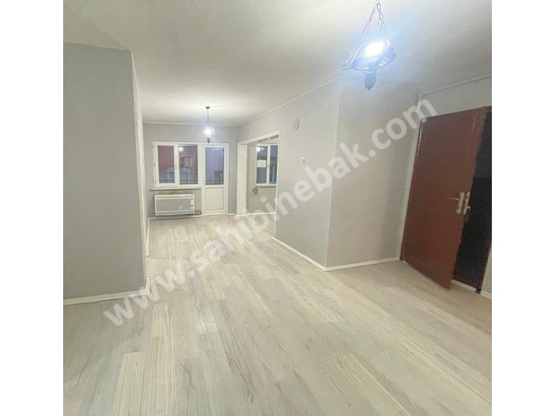 BURSA YILDIRIM 152 EVLER METROYA YAKIN 2.KAT 2+1 KİRALIK DAİRE