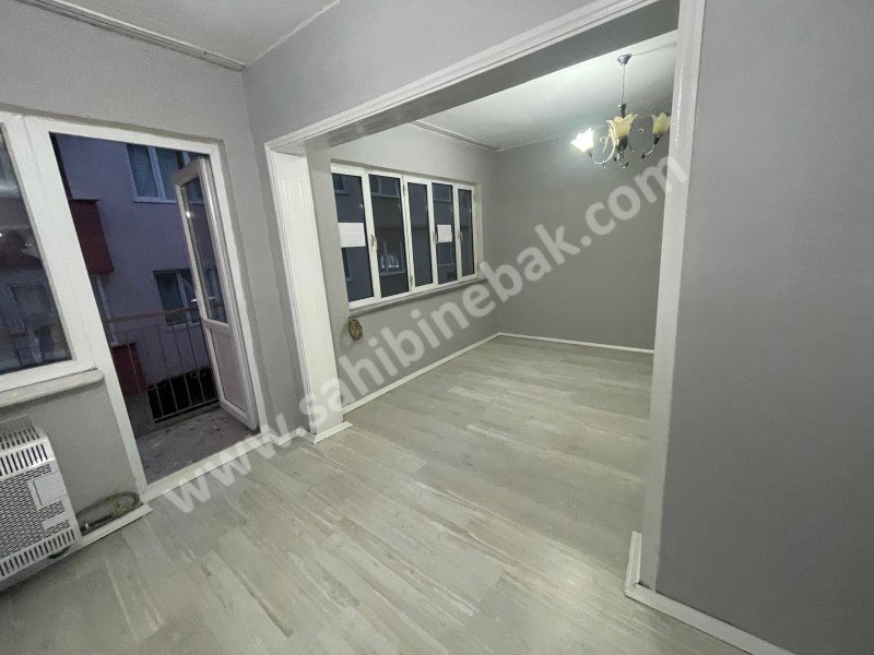 BURSA YILDIRIM 152 EVLER METROYA YAKIN 2.KAT 2+1 KİRALIK DAİRE